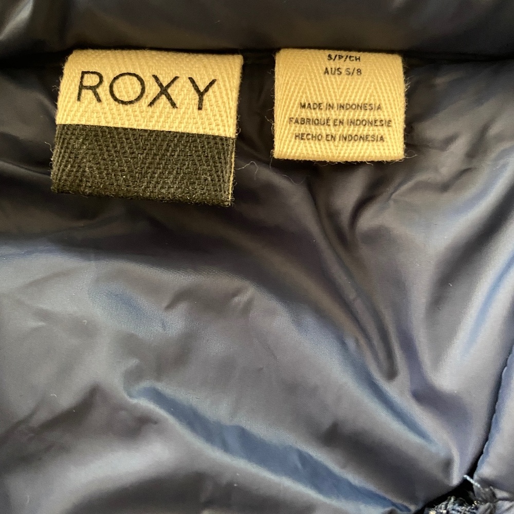 Roxy Coast Road Packable Puffer Jacket - image 6